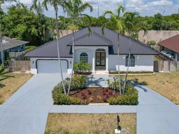 3409 Diane Dr, Boynton Beach, FL 33435