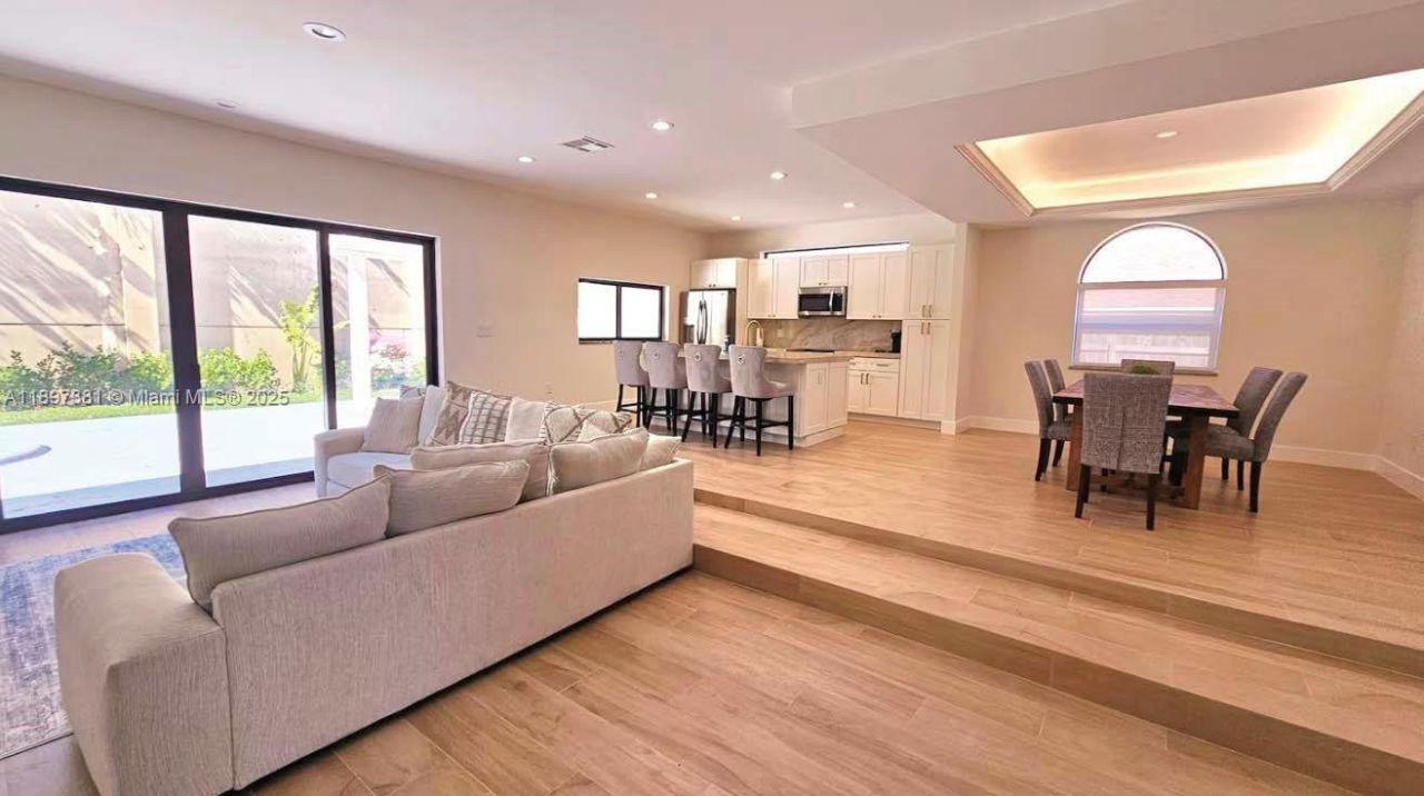 3409 Diane Dr, Boynton Beach, FL 33435 Photo