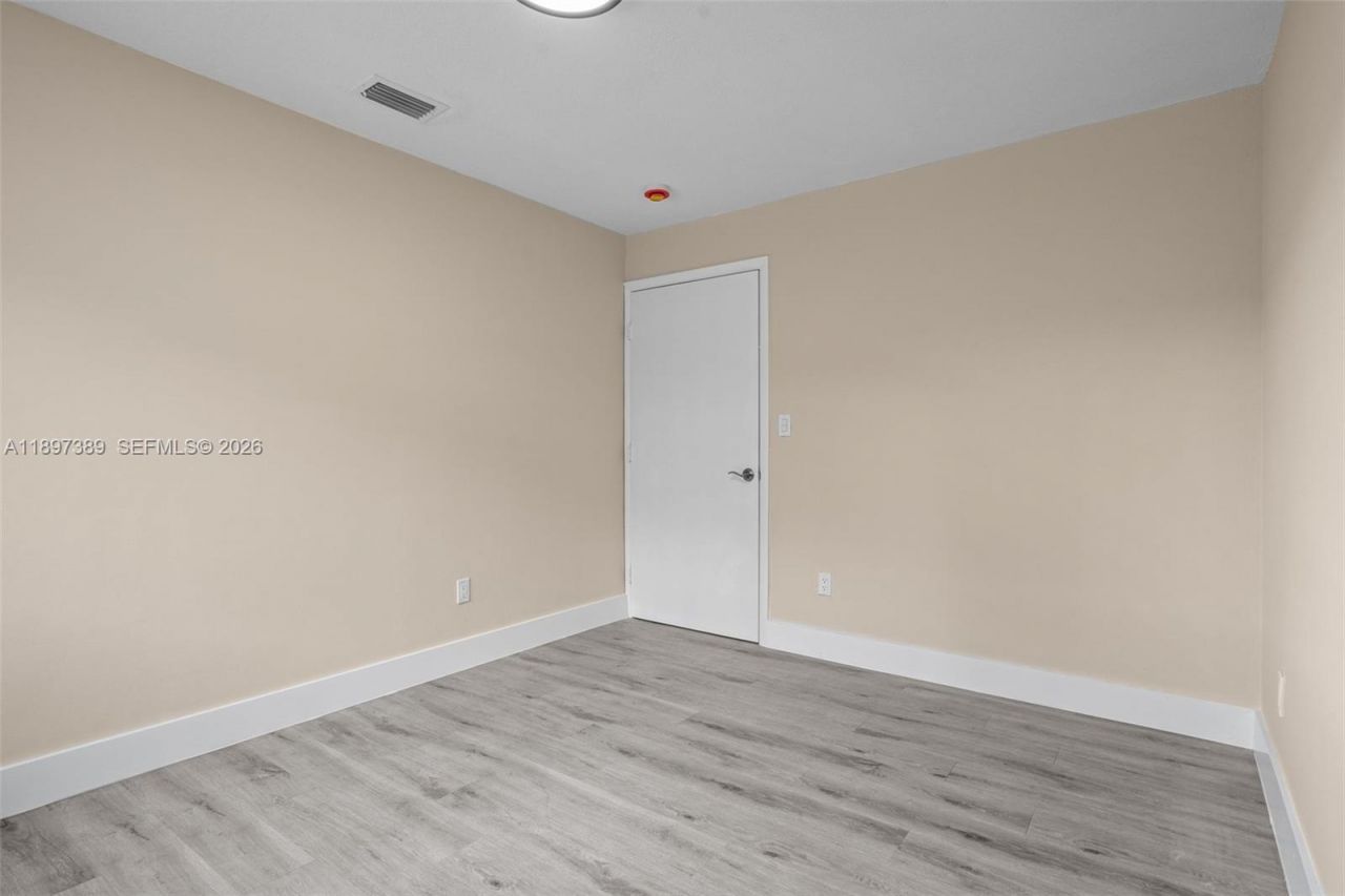 50 SW 26th Rd, Miami, FL 33129 Photo