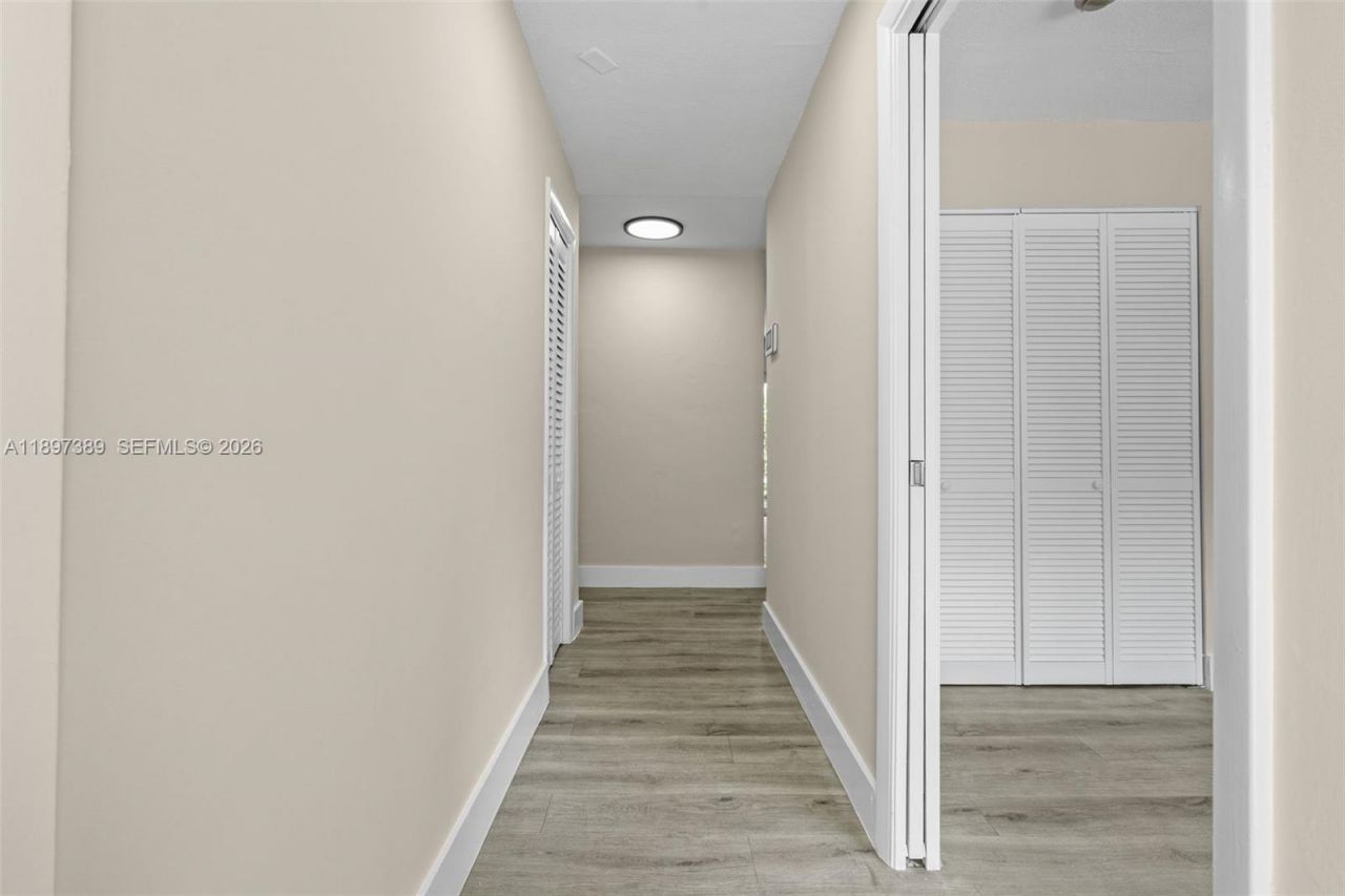 50 SW 26th Rd, Miami, FL 33129 Photo