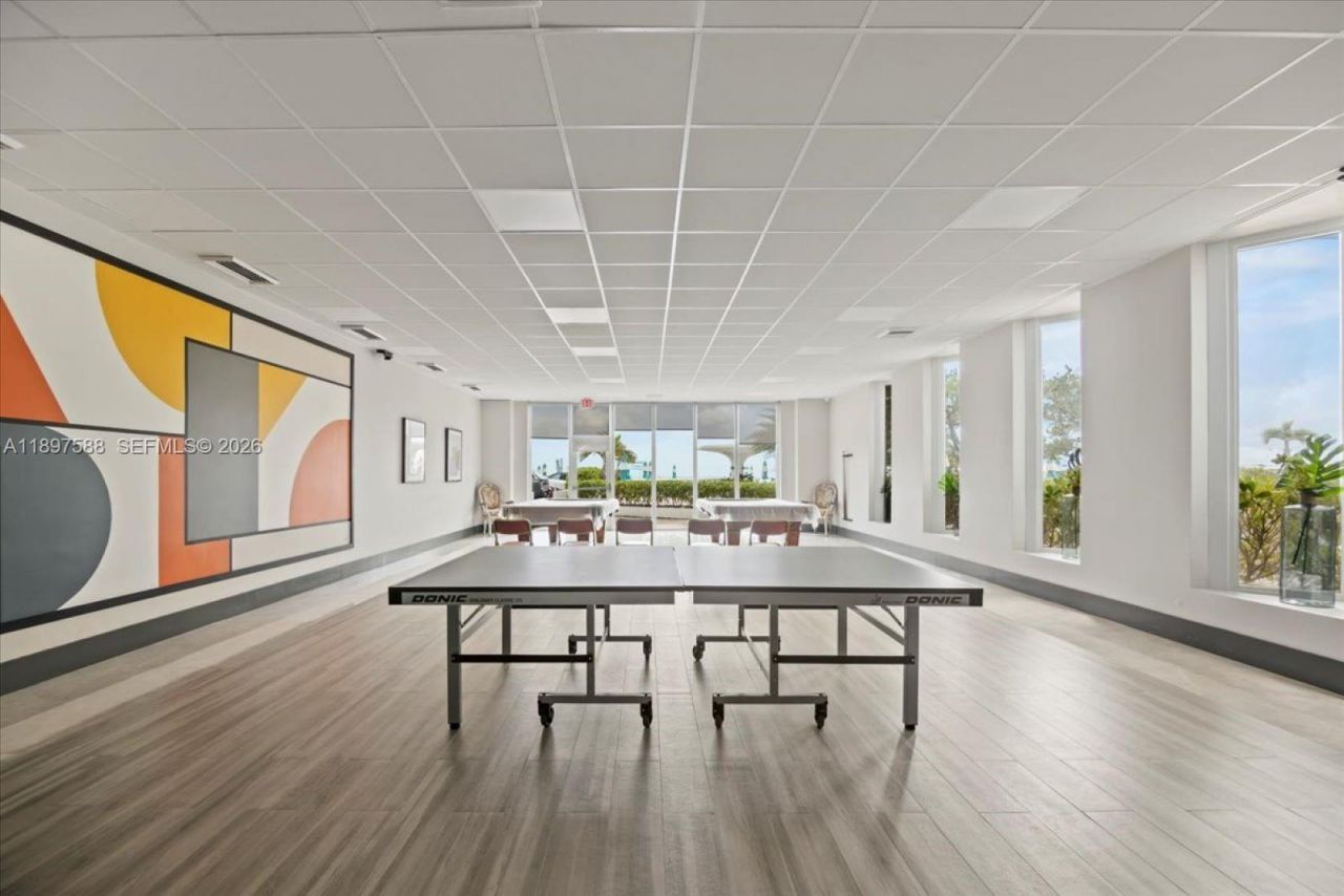 3140 S Ocean Dr, Unit 207, Hallandale Beach, FL 33009 Photo