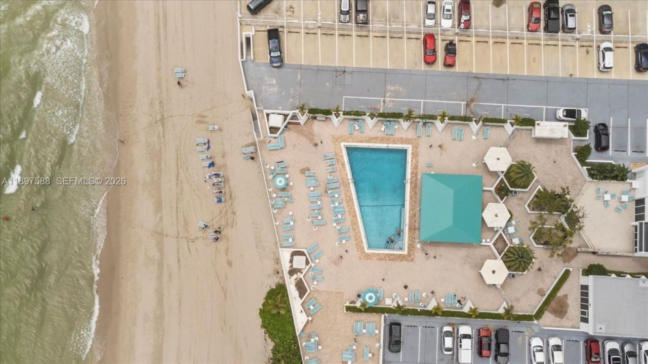 3140 S Ocean Dr, Unit 207, Hallandale Beach, FL 33009 Photo