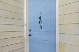 405 Sunnyside Way photo 4