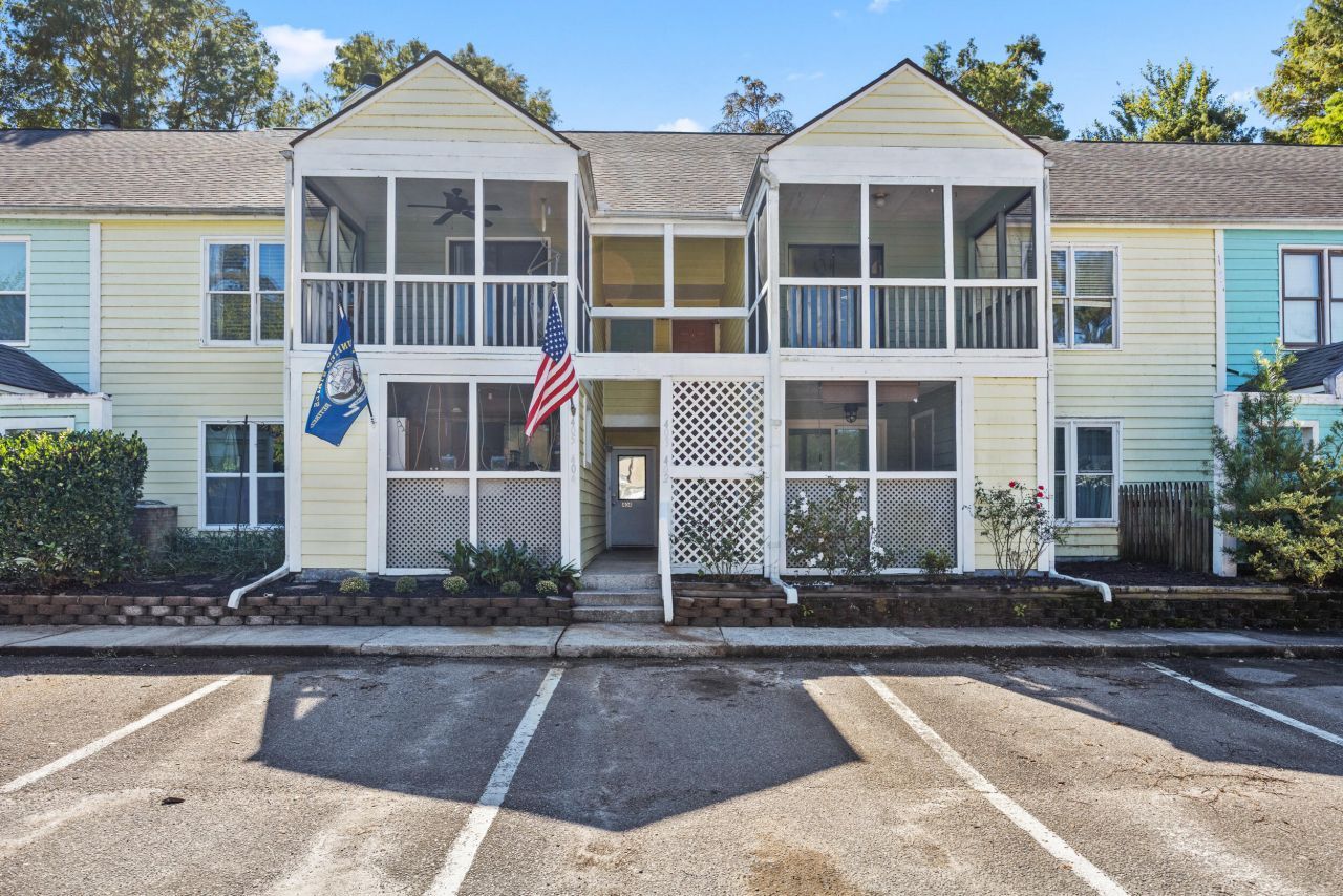 405 Sunnyside Way Photo 31