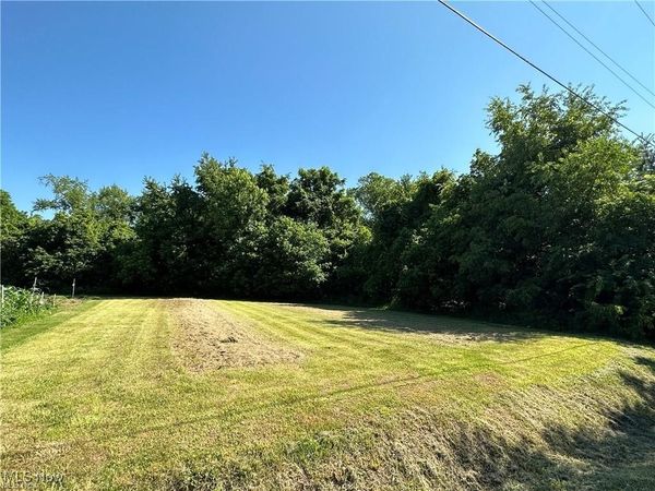 Cross Street, Caldwell, OH 43724