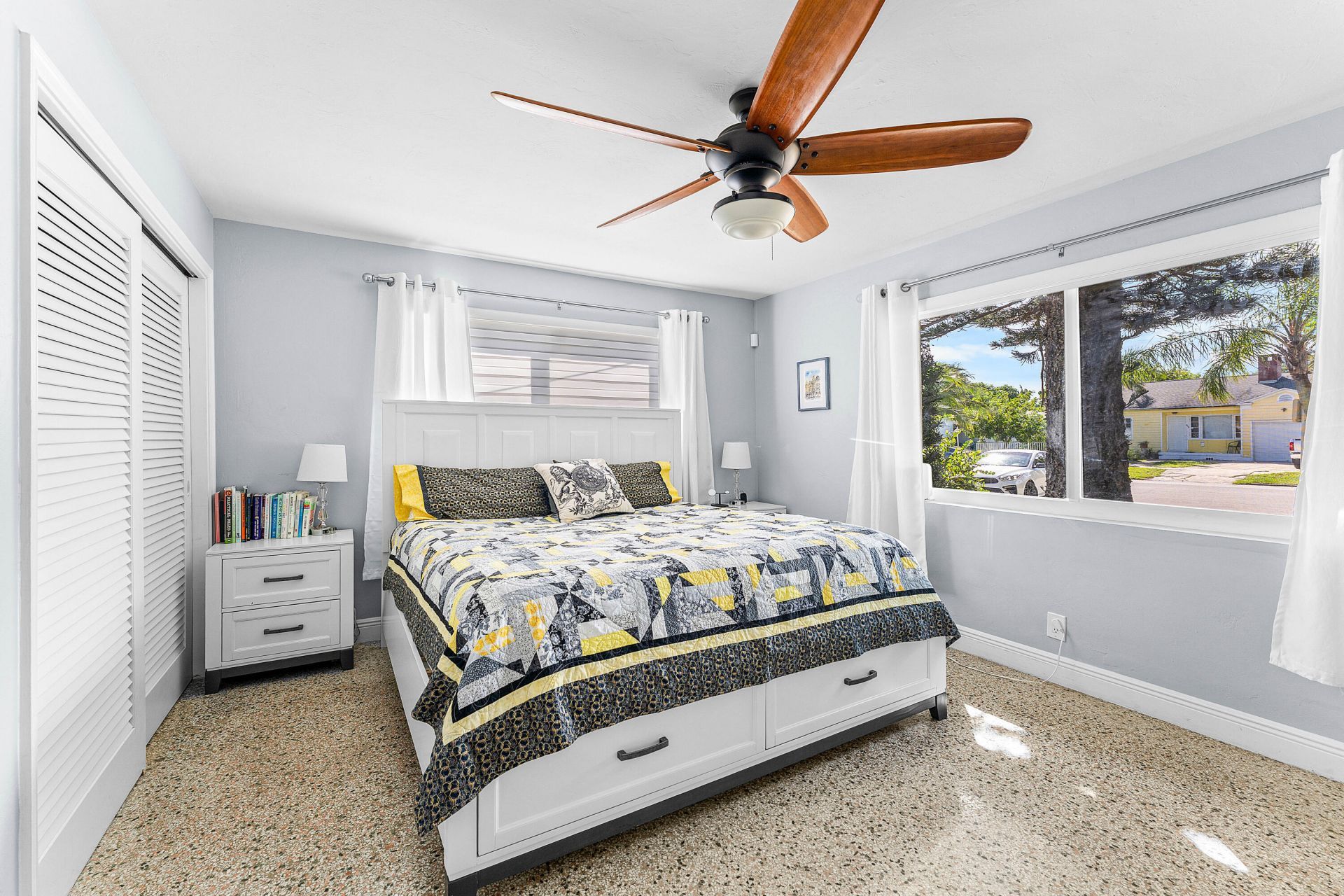 439 45th Street, West Palm Beach, FL 33407 Photo