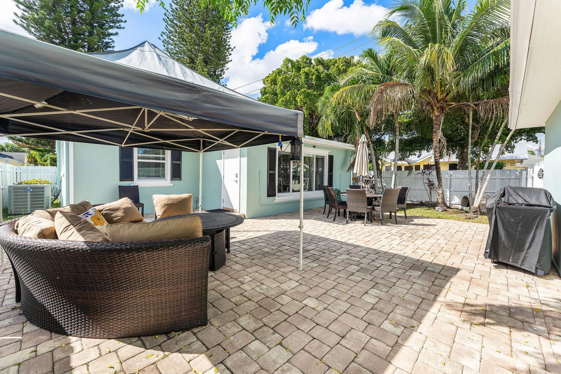 439 45th Street, West Palm Beach, FL 33407 Photo