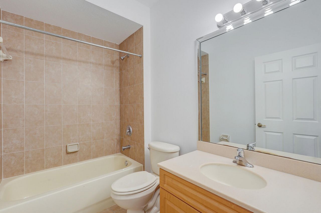 16383 73rd Terrace N, Palm Beach Gardens, FL 33418 Photo