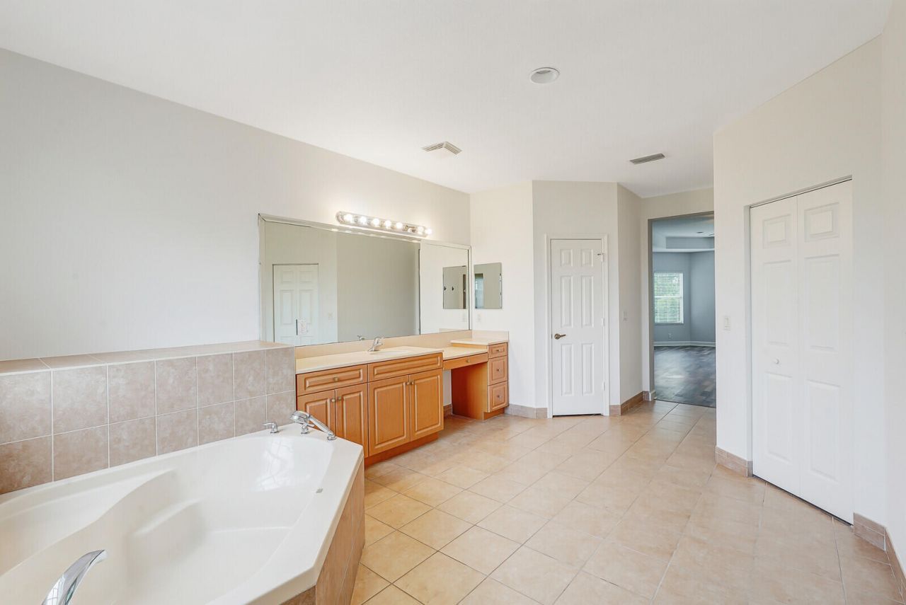 16383 73rd Terrace N, Palm Beach Gardens, FL 33418 Photo