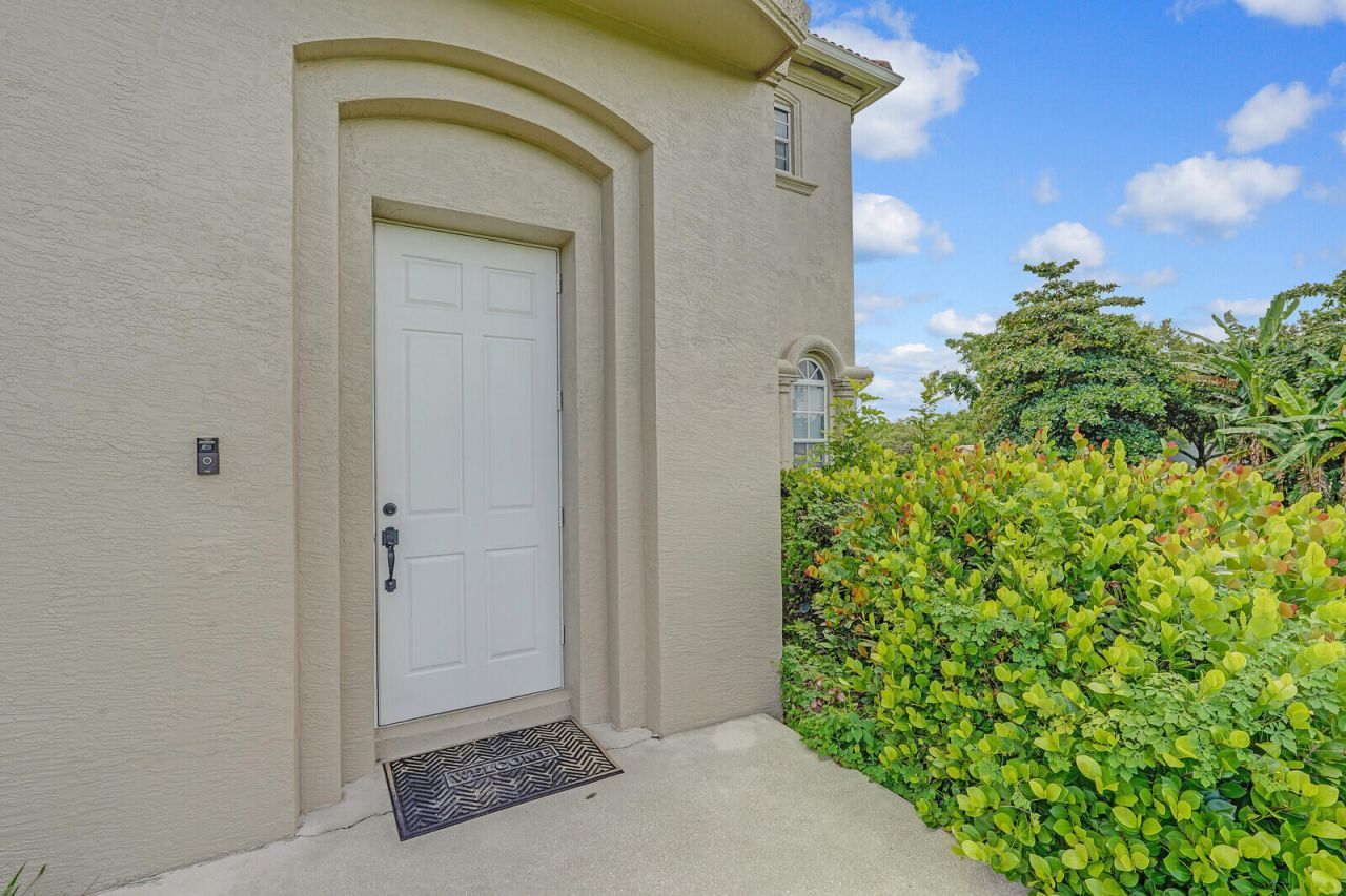 16383 73rd Terrace N, Palm Beach Gardens, FL 33418 Photo