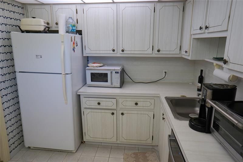 2600 S Course Drive, Unit 410, Pompano Beach, FL 33069 Photo