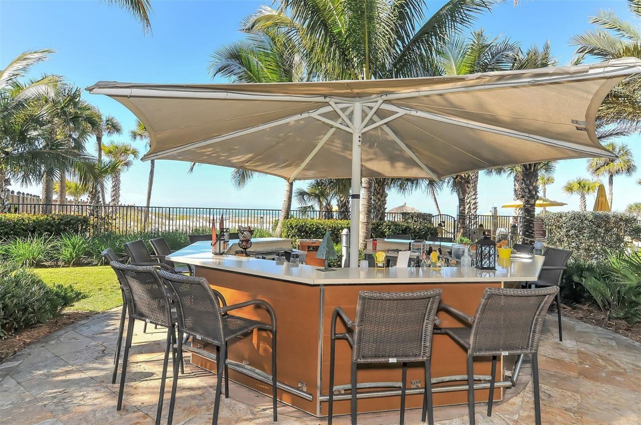 915 Seaside Drive, Unit 607, Weeks, Sarasota, FL 34242 Photo