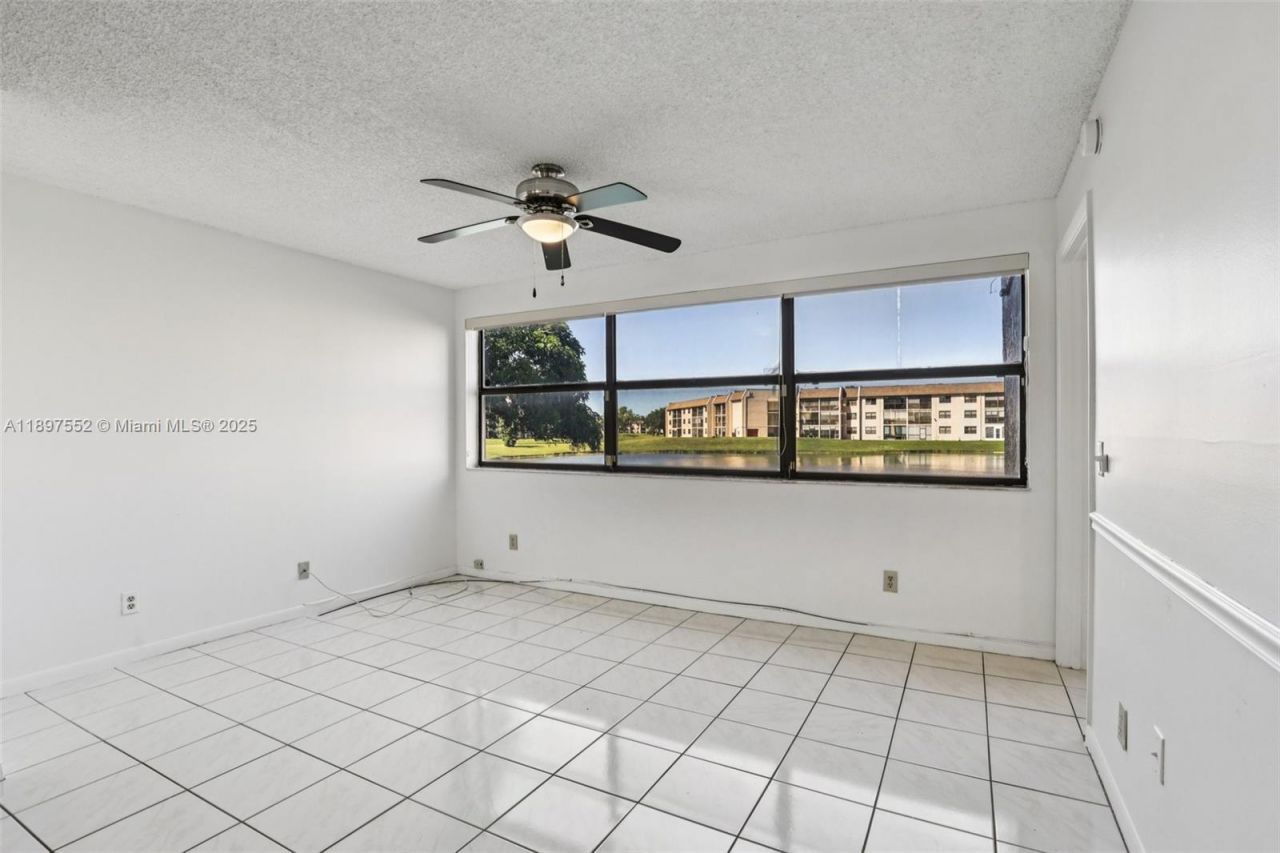 2981 N Nob Hill Rd, Unit 108, Sunrise, FL 33322 Photo