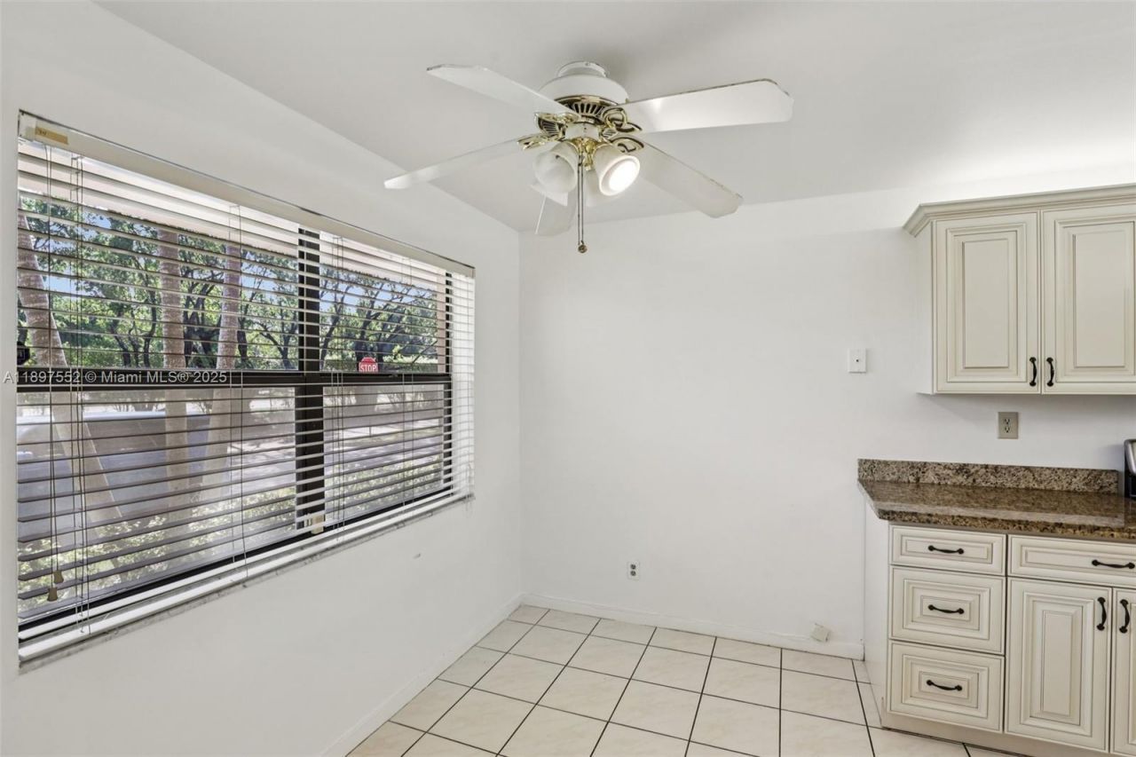 2981 N Nob Hill Rd, Unit 108, Sunrise, FL 33322 Photo