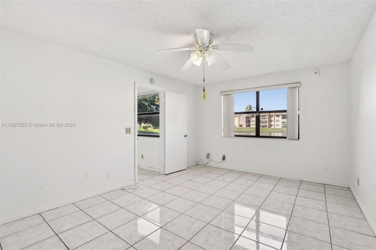 2981 N Nob Hill Rd, Unit 108, Sunrise, FL 33322 Photo