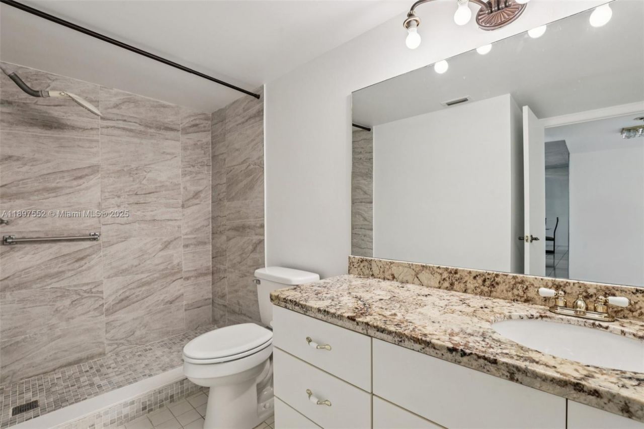 2981 N Nob Hill Rd, Unit 108, Sunrise, FL 33322 Photo