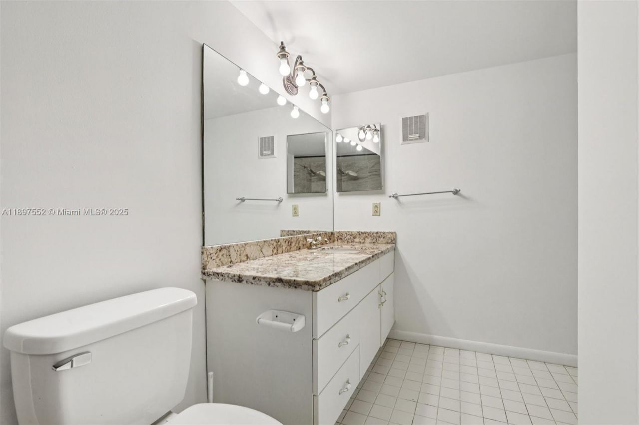 2981 N Nob Hill Rd, Unit 108, Sunrise, FL 33322 Photo