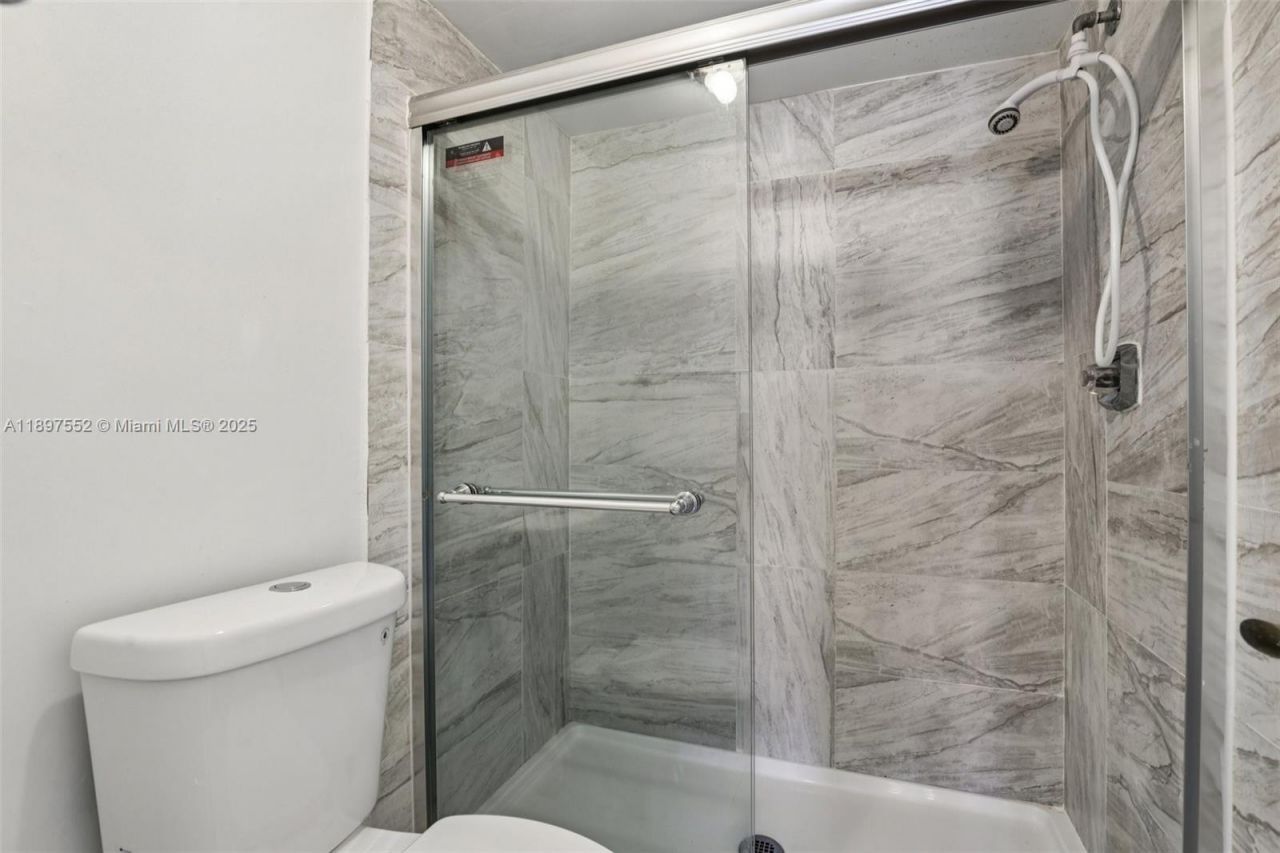 2981 N Nob Hill Rd, Unit 108, Sunrise, FL 33322 Photo