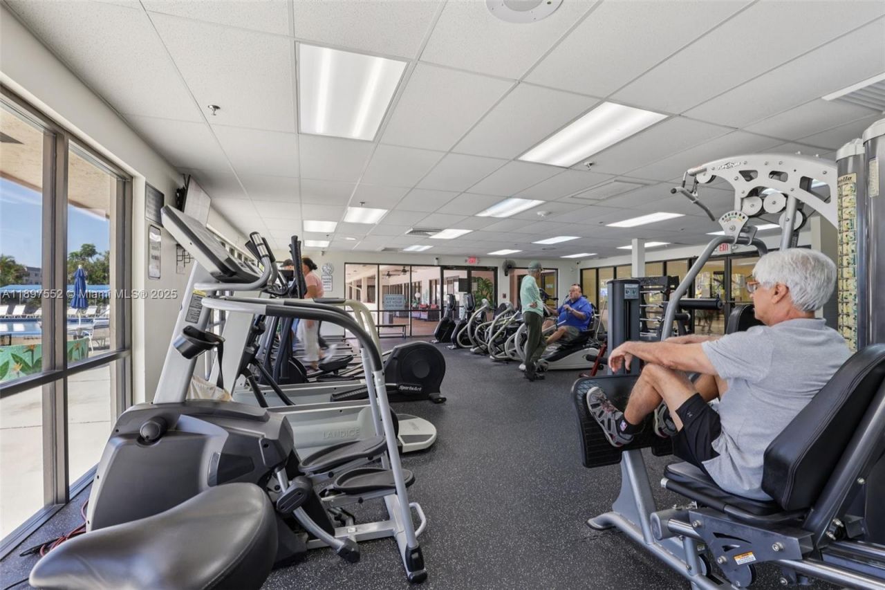 2981 N Nob Hill Rd, Unit 108, Sunrise, FL 33322 Photo