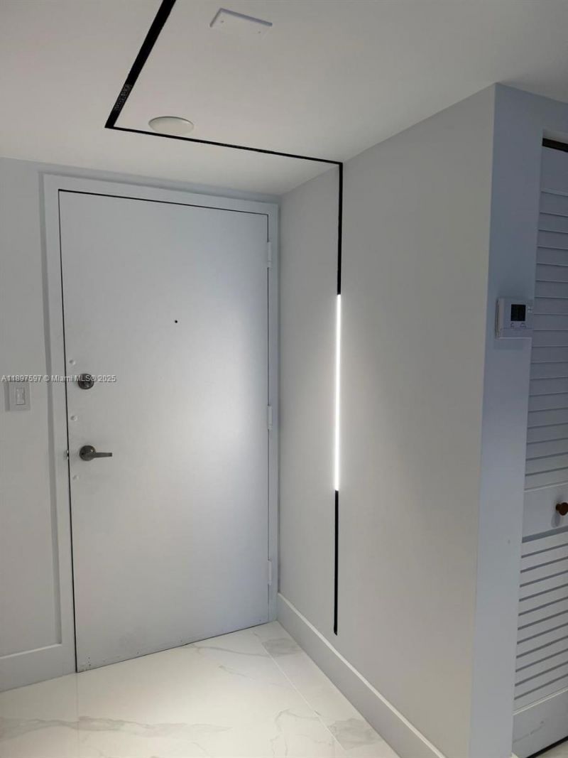 800 N Miami Ave, Unit E-901, Miami, FL 33136 Photo