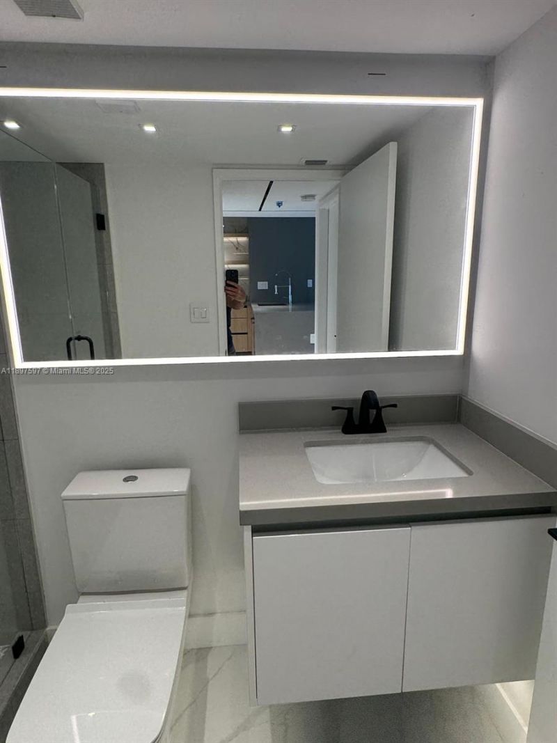 800 N Miami Ave, Unit E-901, Miami, FL 33136 Photo