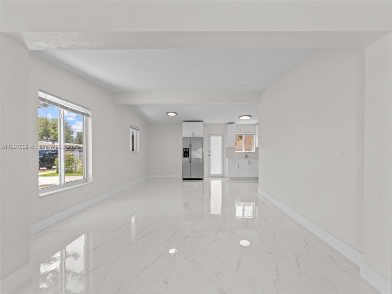 3231 NW 48th Ter, Miami, FL 33142 Photo