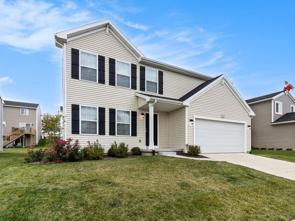 2893 Jordan River Drive, Fowlerville, MI 48836