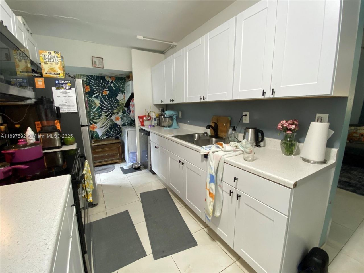 1121 NE 214th St, Miami, FL 33179 Photo