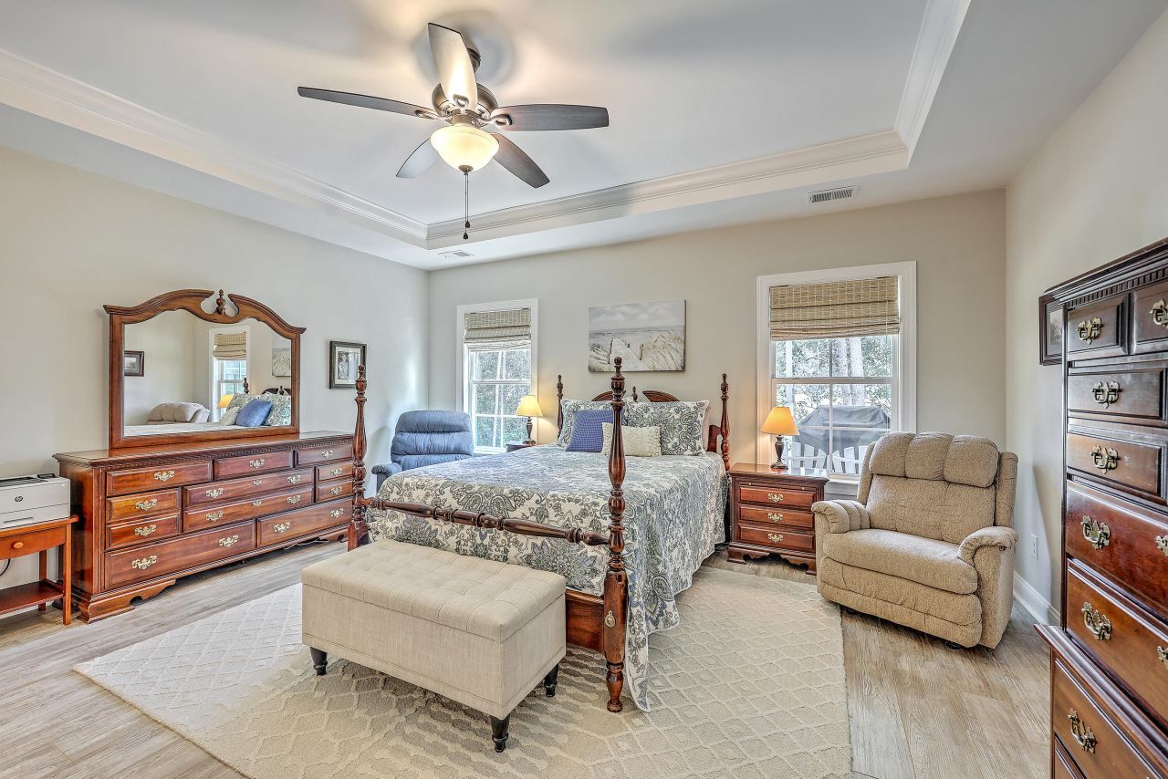 1044 Pigeon Point Photo 38