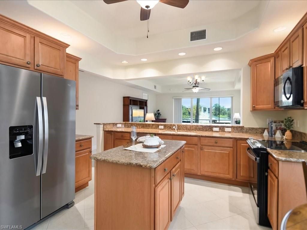 7832 Hawthorne Dr, Unit 1902, Naples, FL 34113 Photo