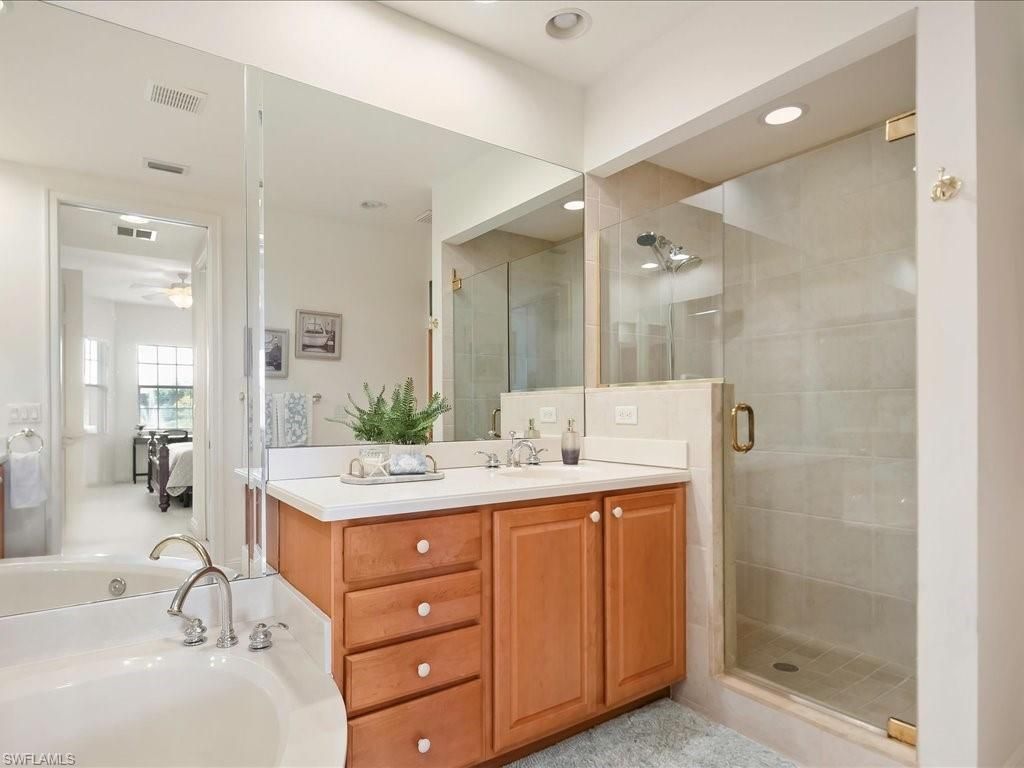 7832 Hawthorne Dr, Unit 1902, Naples, FL 34113 Photo