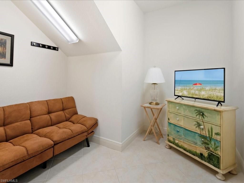 7832 Hawthorne Dr, Unit 1902, Naples, FL 34113 Photo