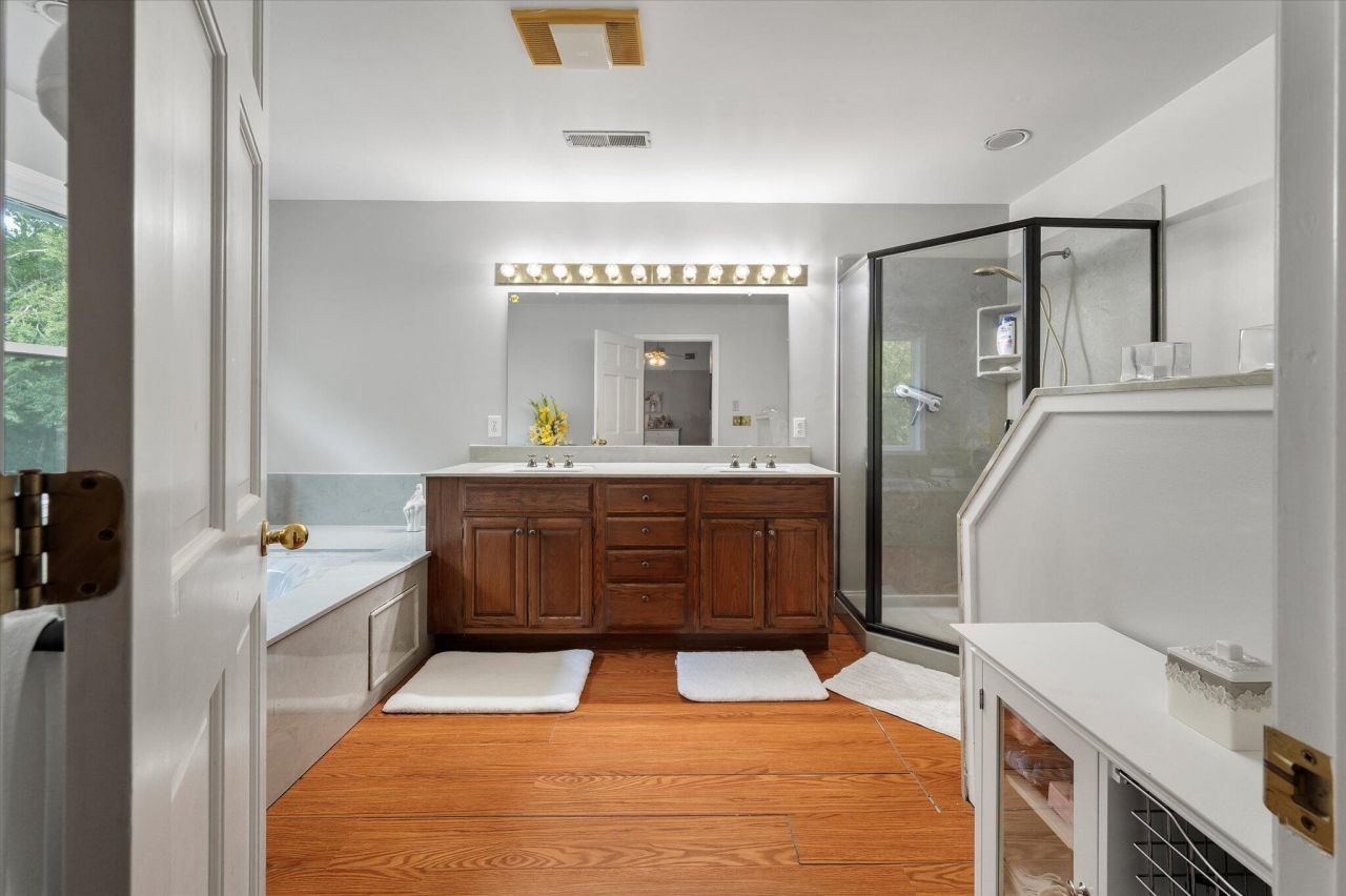 1654 Fern Hill Drive Photo 32