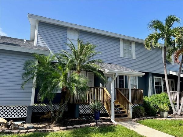 6156 Lake Front DR, FORT MYERS, FL 33908
