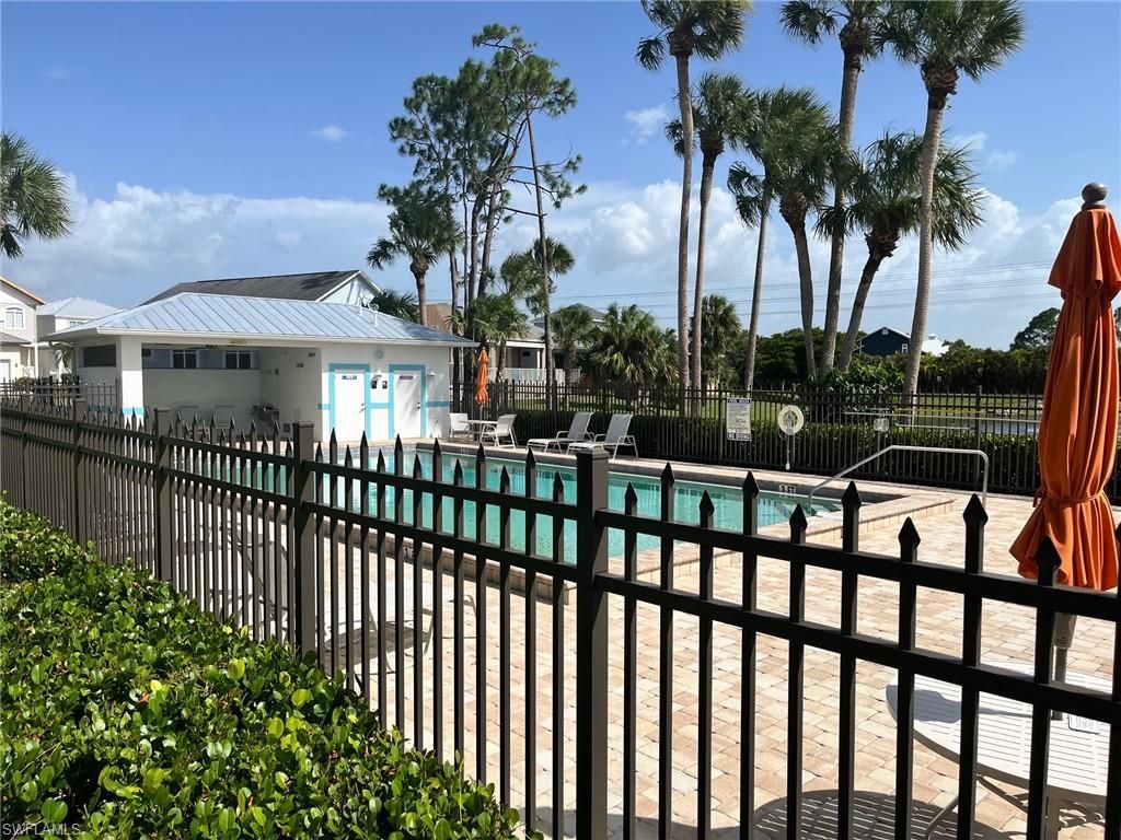 6156 Lake Front Dr, Fort Myers, FL 33908 Photo