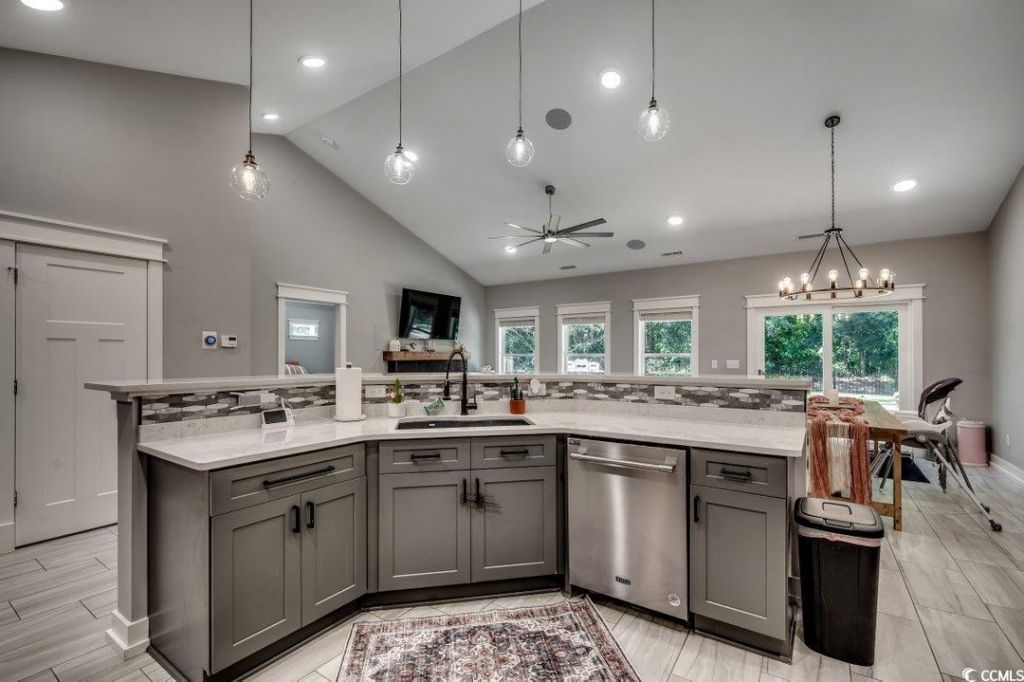 424 Cotton Grass Dr. Photo 16