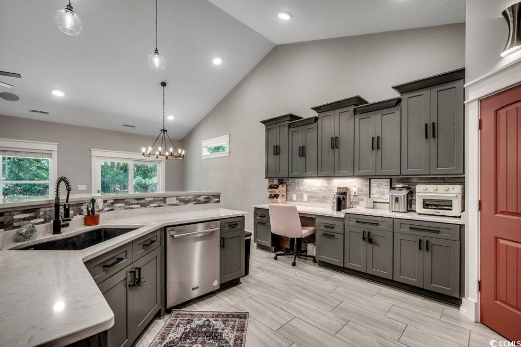 424 Cotton Grass Dr. Photo 17