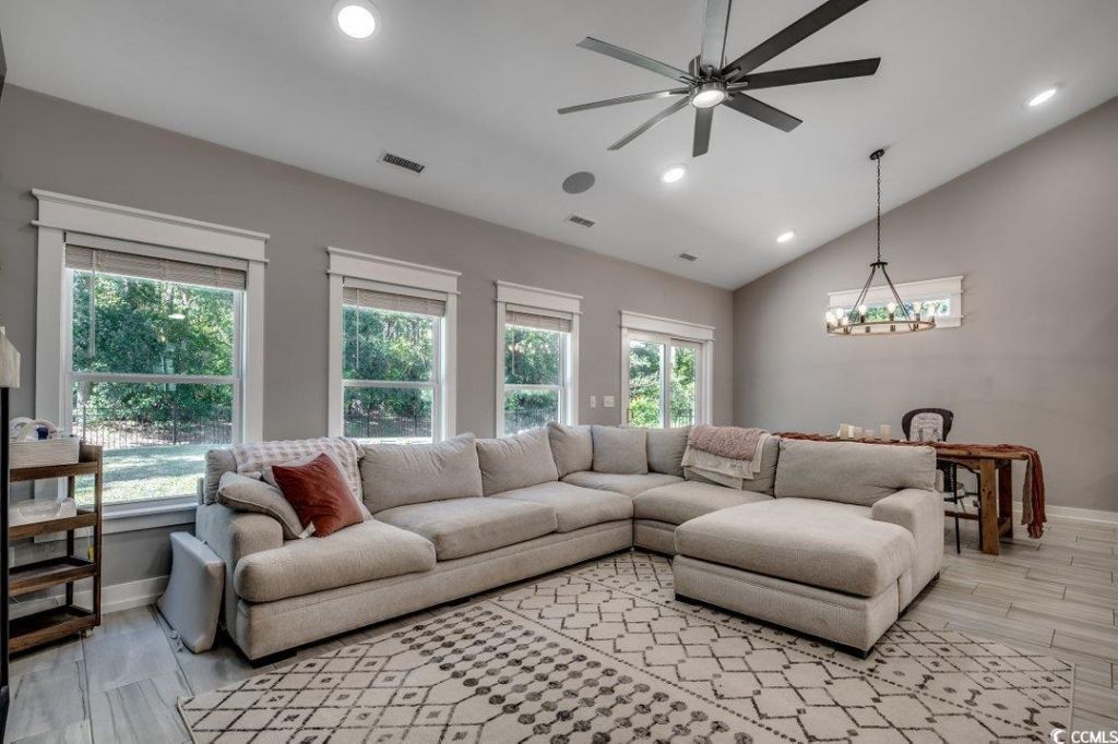 424 Cotton Grass Dr. Photo 8