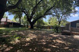 1935 Cosgrove Avenue photo 4