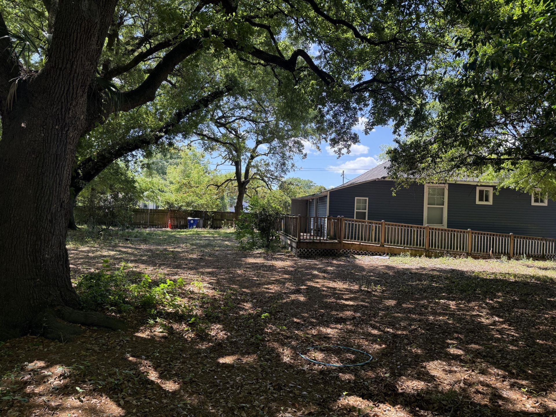 1935 Cosgrove Avenue Photo 6