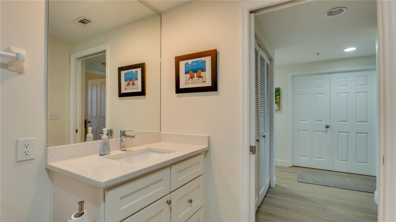 4737 Dolphin Cay Lane S, Unit 107, Saint Petersburg, FL 33711 Photo