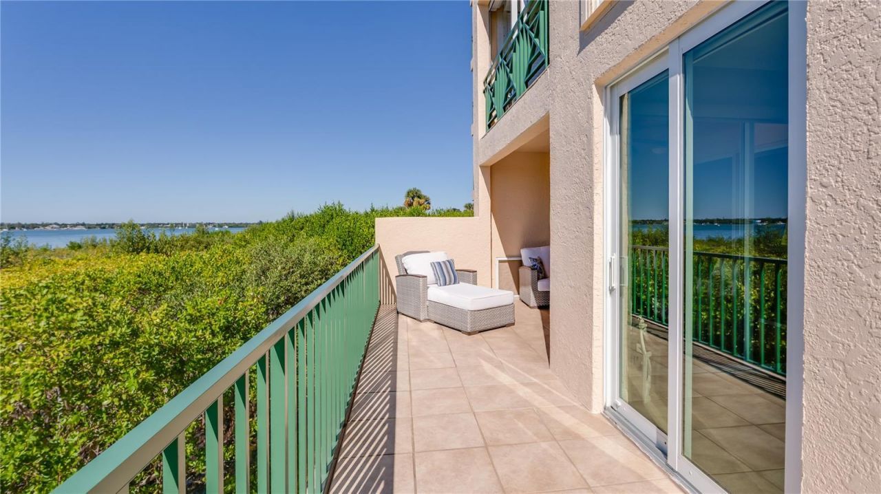 4737 Dolphin Cay Lane S, Unit 107, Saint Petersburg, FL 33711 Photo