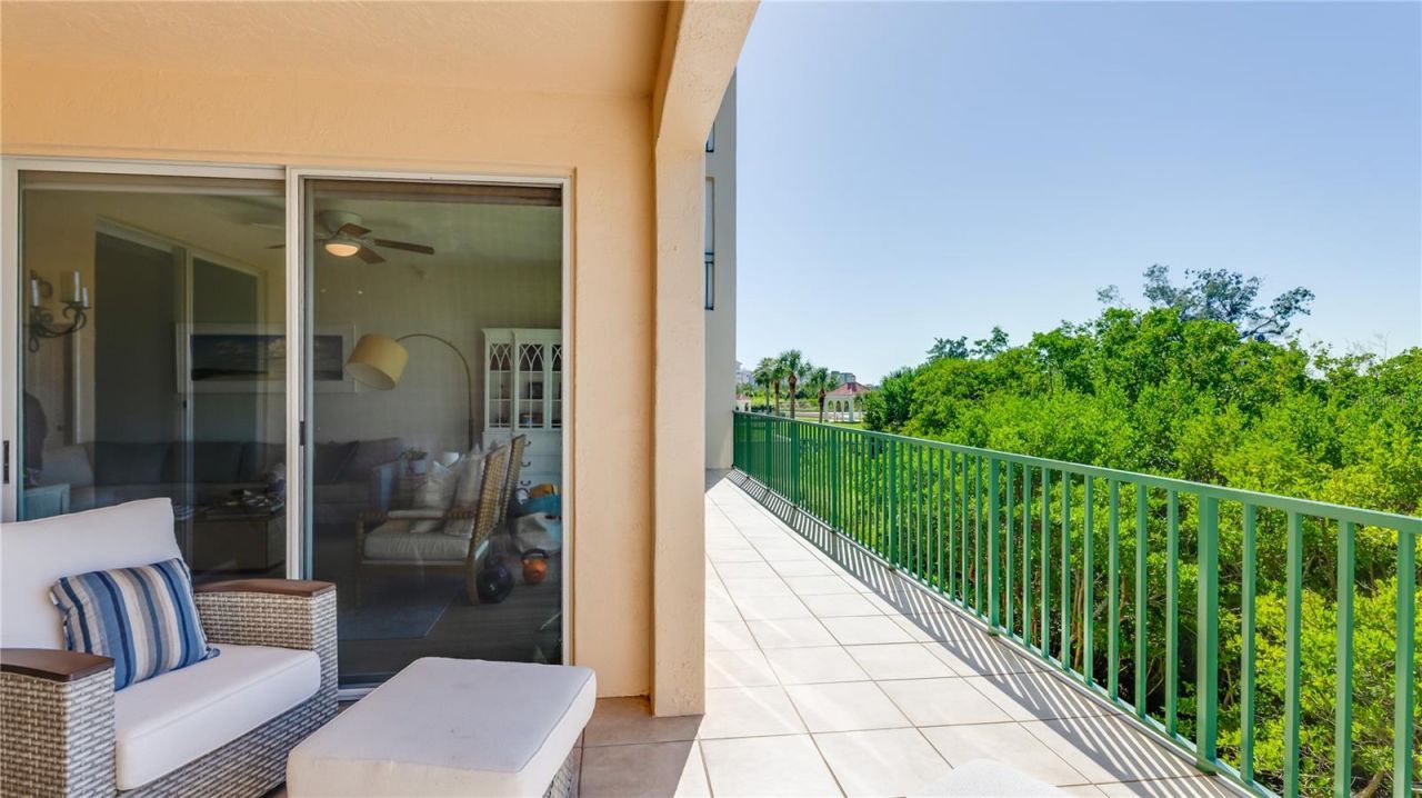 4737 Dolphin Cay Lane S, Unit 107, Saint Petersburg, FL 33711 Photo