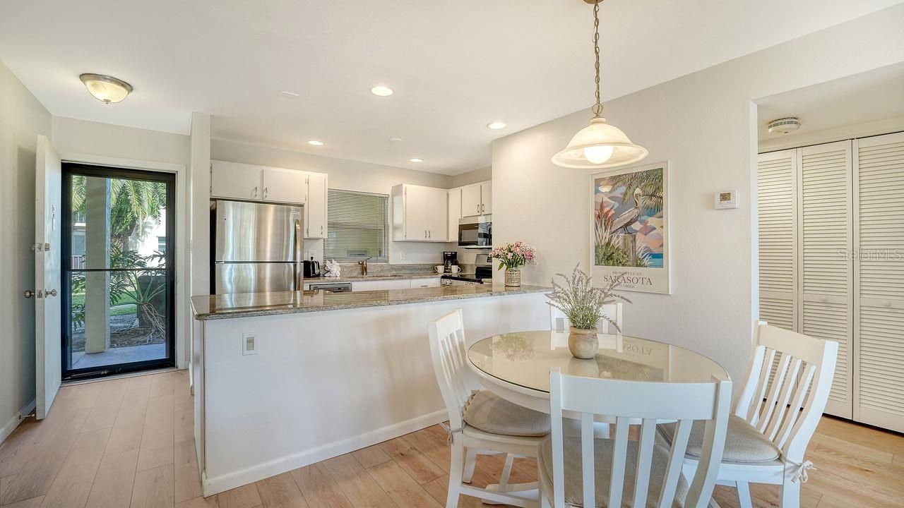 925 Beach Road, Unit 109, Sarasota, FL 34242 Photo