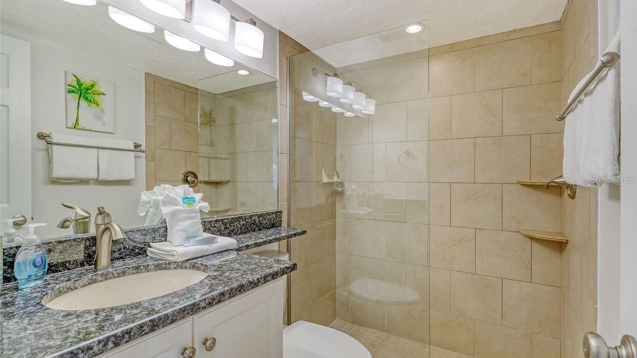 925 Beach Road, Unit 109, Sarasota, FL 34242 Photo