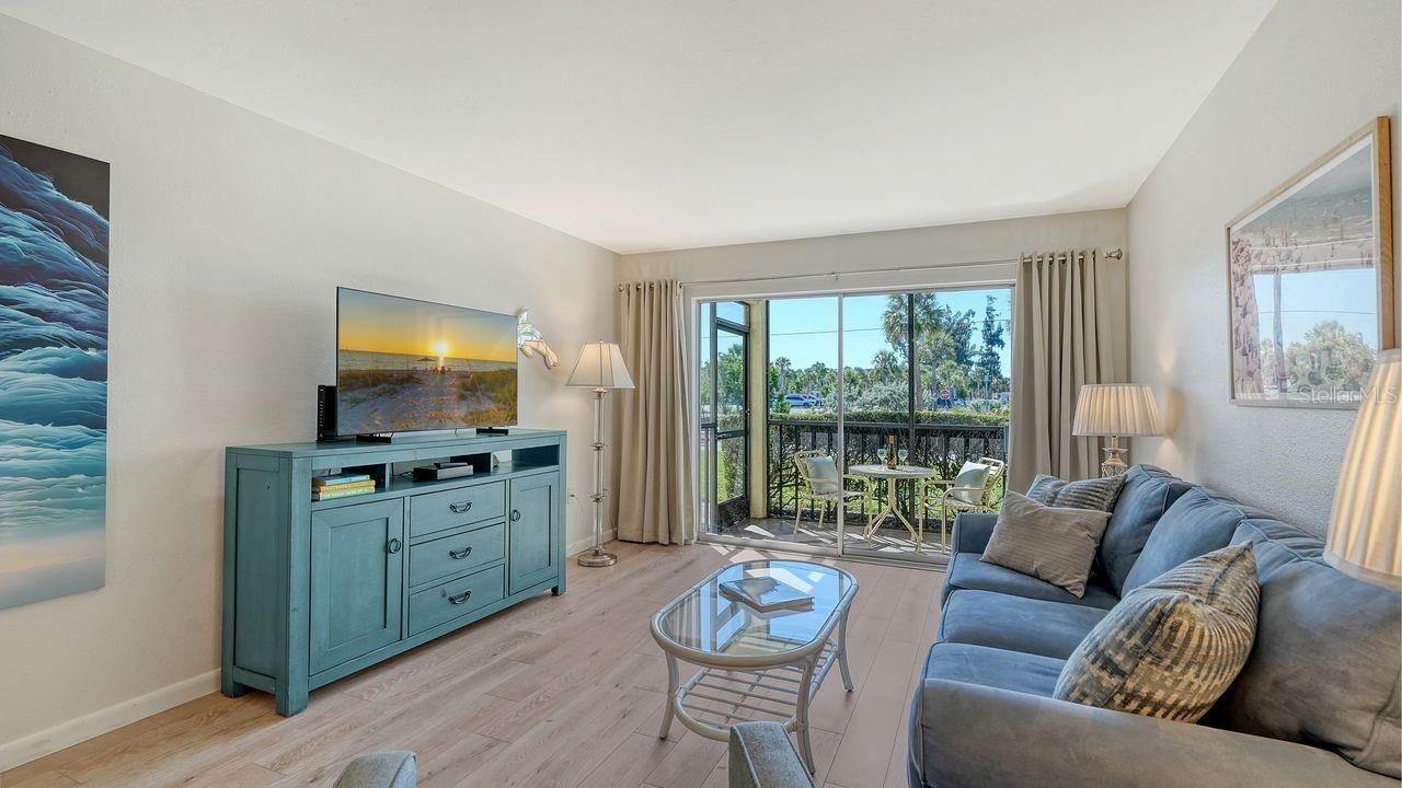 925 Beach Road, Unit 109, Sarasota, FL 34242 Photo