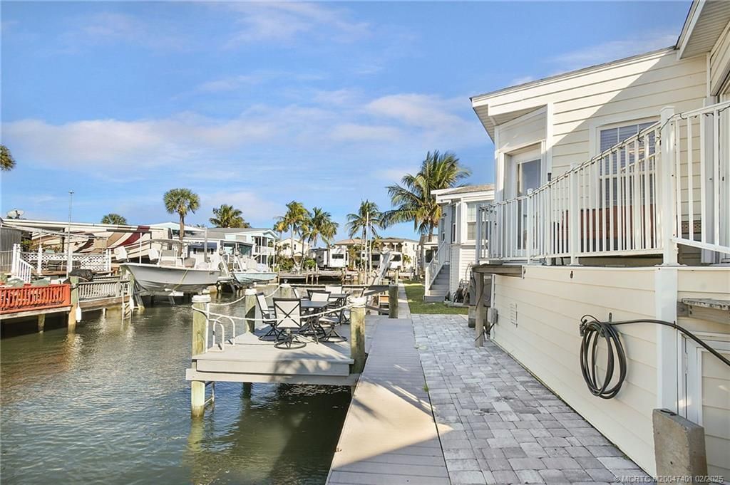 1092 Nettles Boulevard, Jensen Beach, FL 34957 Photo