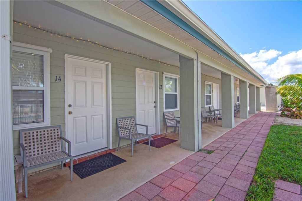 412 Indian River Drive, Sebastian, FL 32958 Photo