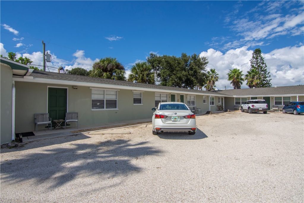 412 Indian River Drive, Sebastian, FL 32958 Photo