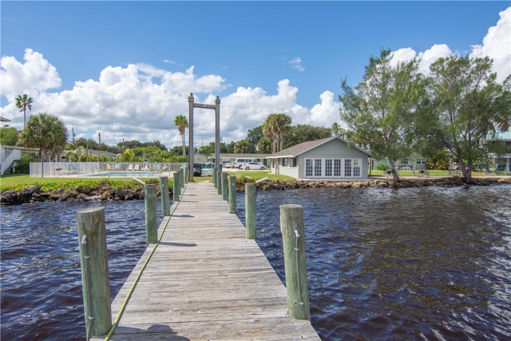 412 Indian River Drive, Sebastian, FL 32958 Photo